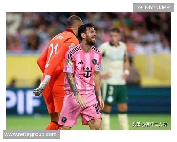 法国足球明星因感人时刻泪洒赛场引发球迷热议与共鸣