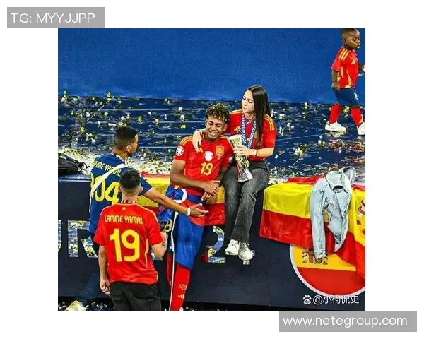 从街头小子到绿茵传奇足球明星的奋斗与梦想故事 从街头小子到绿茵传奇足球明星的奋斗与梦想故事