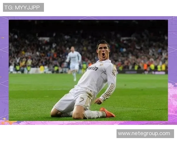 最迷人的足球明星背后的故事与魅力揭秘